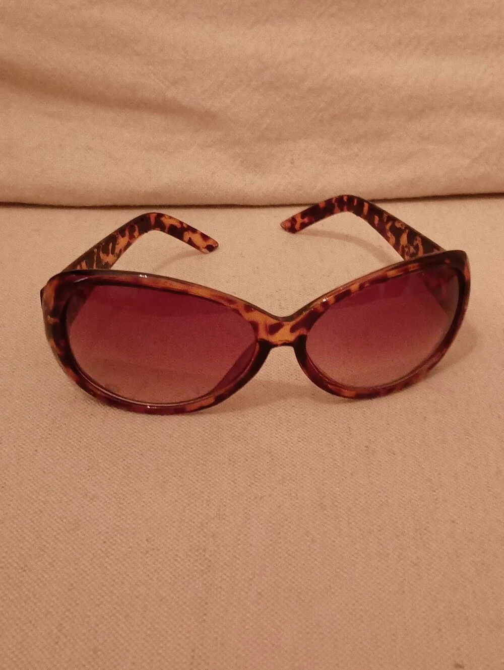 Y2K Baby Phat Classic Tortoiseshell Women’s Sunglasses - Brown Lenses
